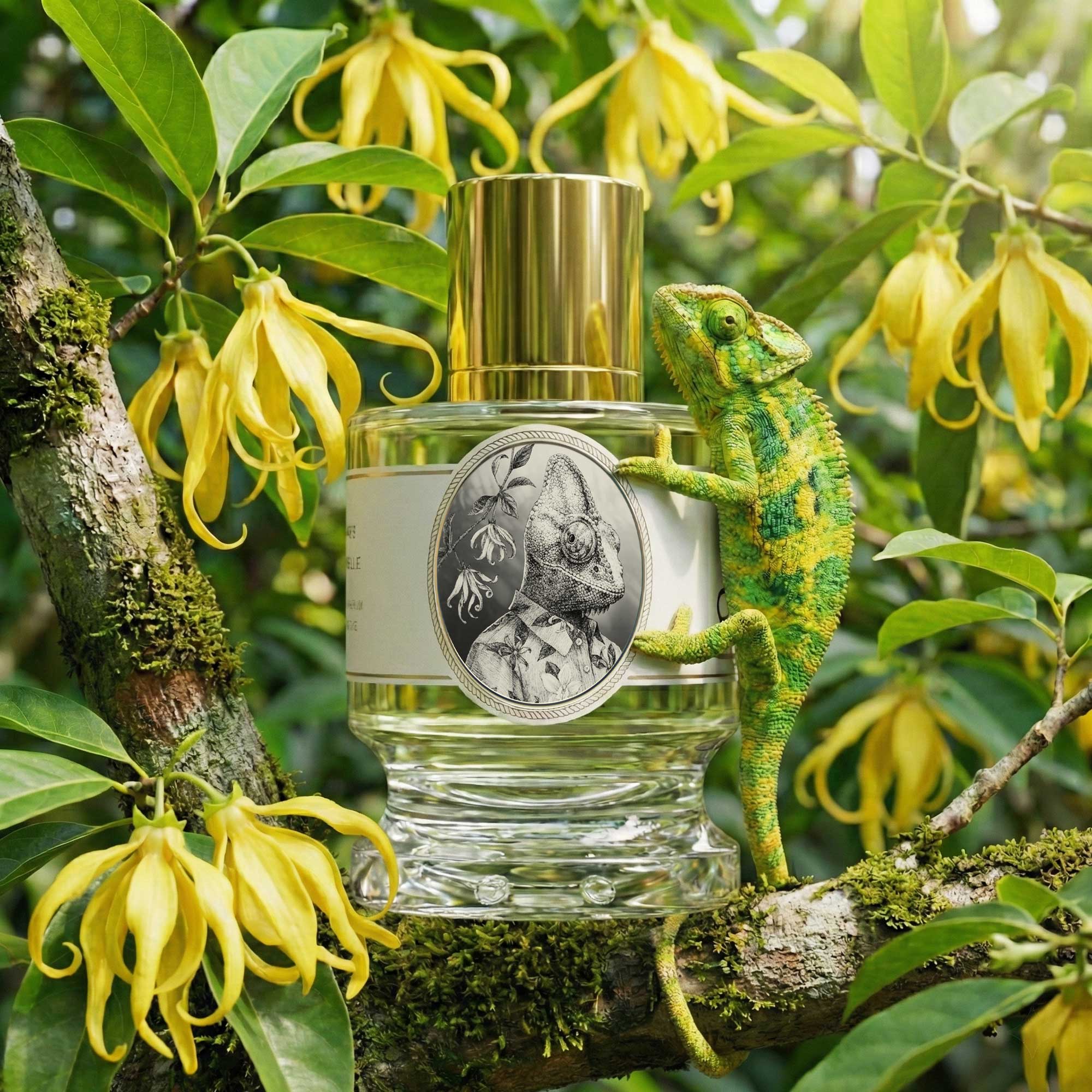 Zoologist Chameleon Tropical Blooms Edition Deluxe Bottle - Image 3